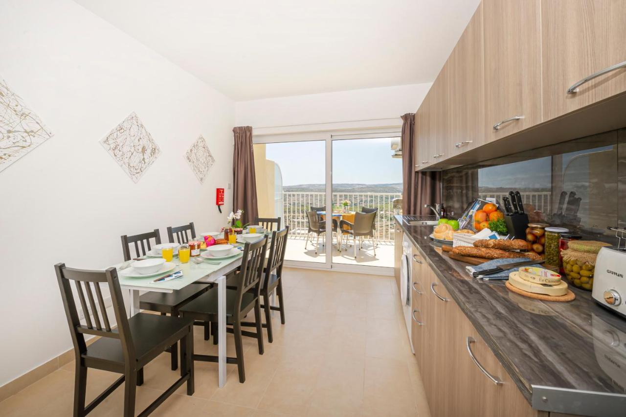 Summer Breeze Apartment With Panoramic Terrace - By Getawaysmalta Меллиеха Экстерьер фото