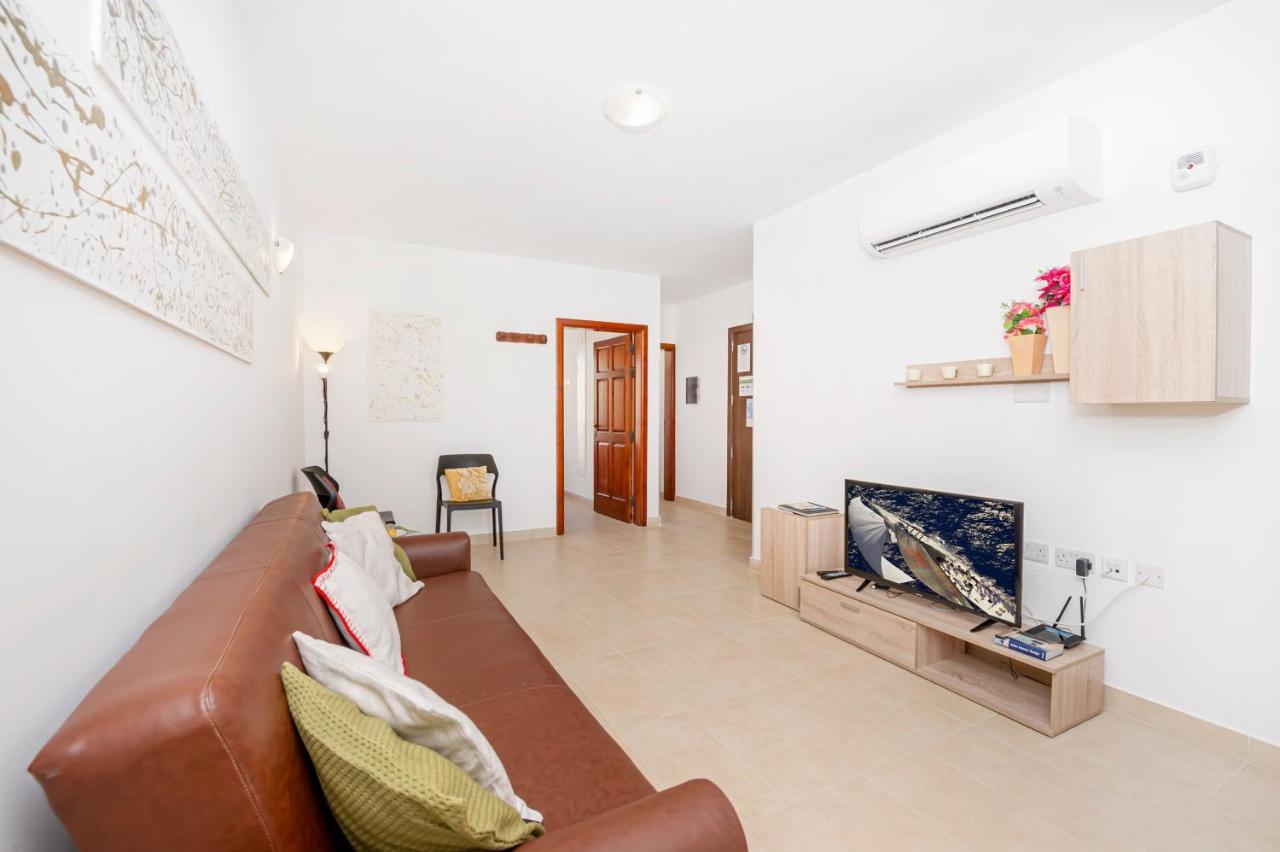 Summer Breeze Apartment With Panoramic Terrace - By Getawaysmalta Меллиеха Экстерьер фото
